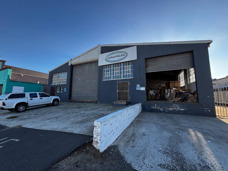 To Let commercial Property for Rent in Paarden Eiland Western Cape